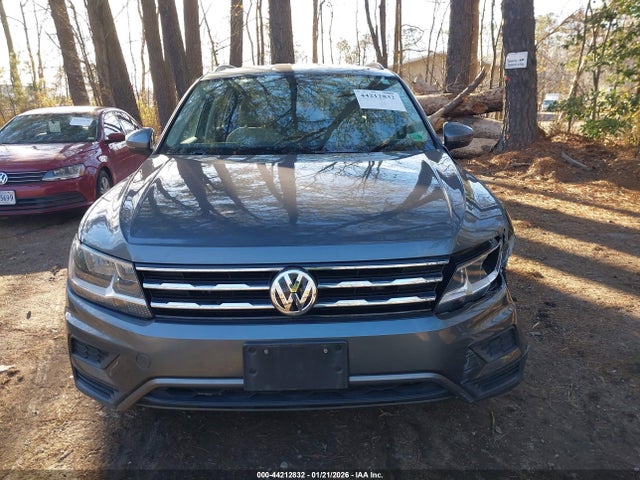 Продаж на аукціоні авто 2020 Volkswagen Tiguan 2.0t S, vin: 3VV1B7AX4LM055041, номер лоту: 44212832