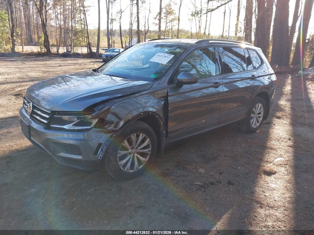 Продаж на аукціоні авто 2020 Volkswagen Tiguan 2.0t S, vin: 3VV1B7AX4LM055041, номер лоту: 44212832