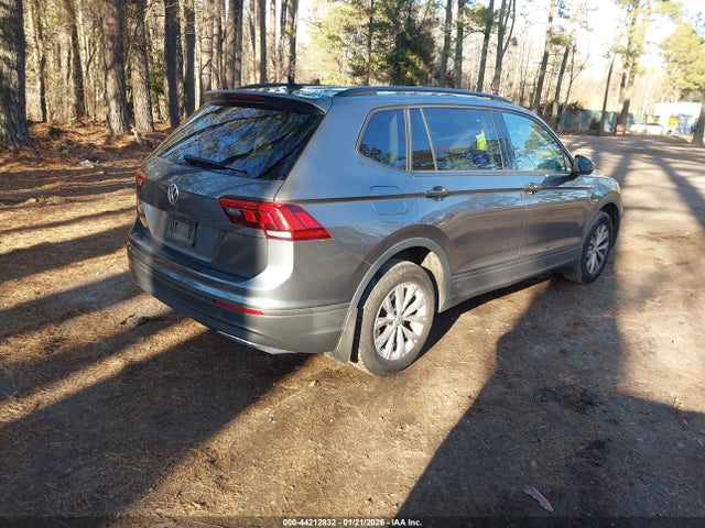 Продаж на аукціоні авто 2020 Volkswagen Tiguan 2.0t S, vin: 3VV1B7AX4LM055041, номер лоту: 44212832
