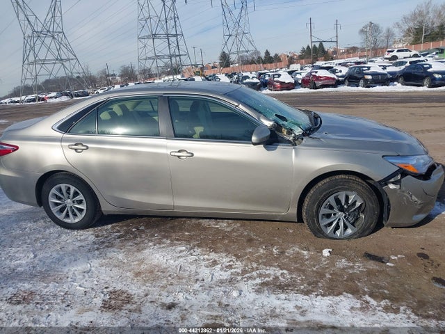 Toyota CAMRY LE 2017 4T1BF1FK2HU415519 Image 14