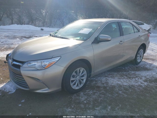 Toyota CAMRY LE 2017 4T1BF1FK2HU415519 Image 2