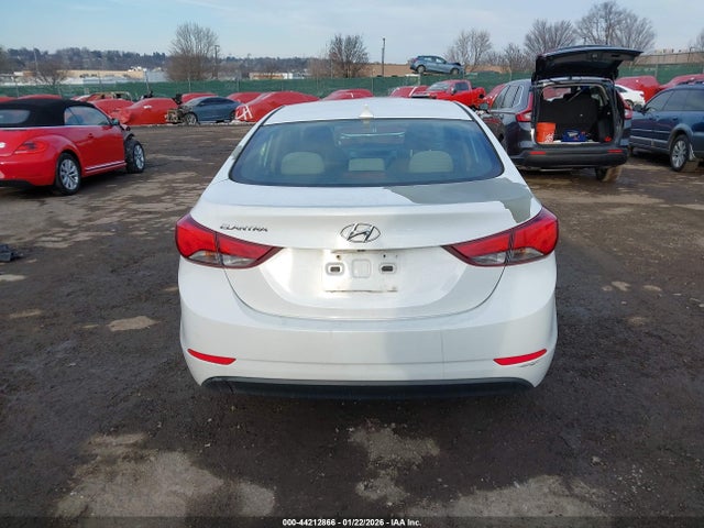 Hyundai ELANTRA SE 2015 5NPDH4AE6FH548527 Image 16