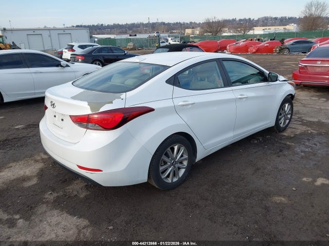 Hyundai ELANTRA SE 2015 5NPDH4AE6FH548527 Image 4