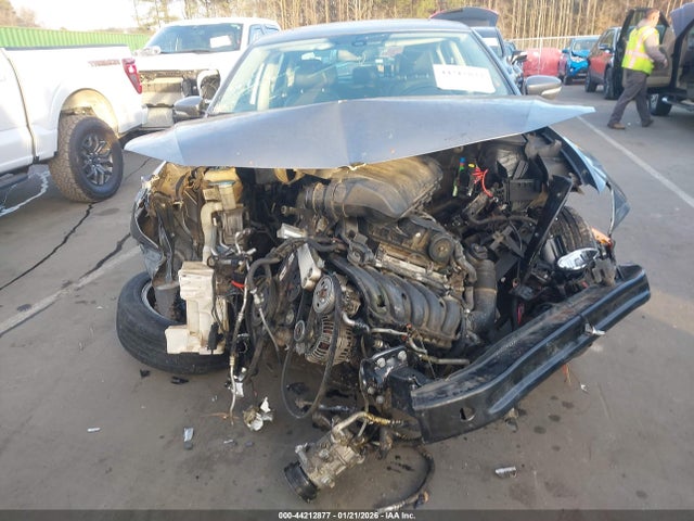 2013 Volkswagen Passat 2.5l Se მანქანა იყიდება აუქციონზე, vin: 1VWBP7A38DC019273, აუქციონის ნომერი: 44212877
