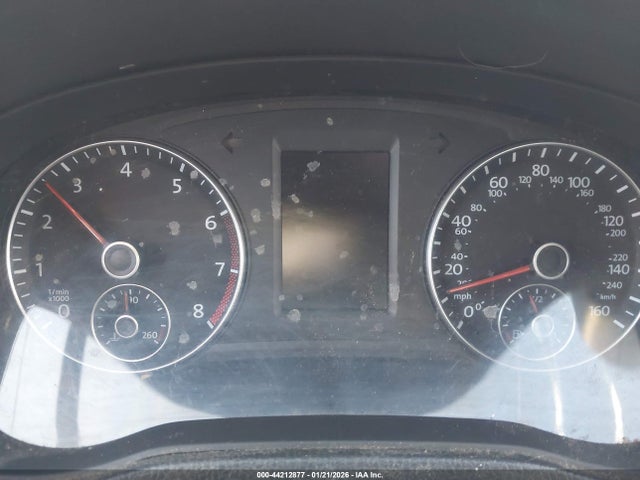 2013 Volkswagen Passat 2.5l Se მანქანა იყიდება აუქციონზე, vin: 1VWBP7A38DC019273, აუქციონის ნომერი: 44212877