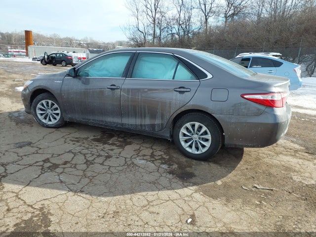 4T1BD1FK7HU215340 Toyota Camry Hybrid Le