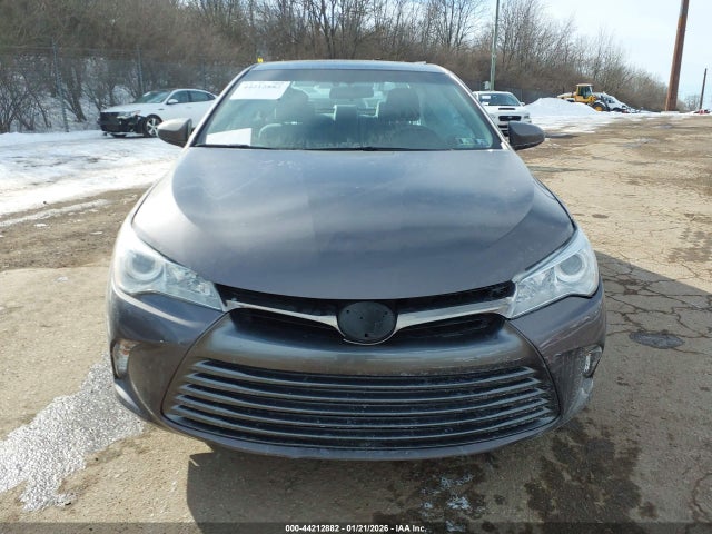4T1BD1FK7HU215340 Toyota Camry Hybrid Le