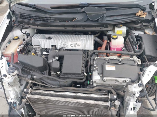 Toyota Prius Three 2014 JTDKN3DU4E1763388 Image 10