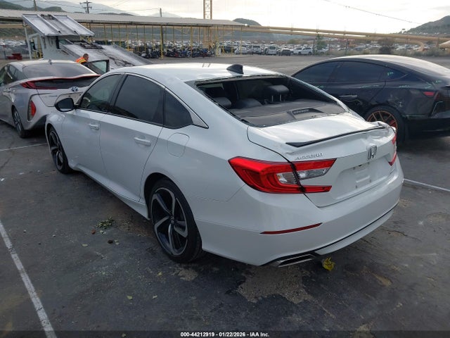 1HGCV1F38NA061315 Honda Accord Sport