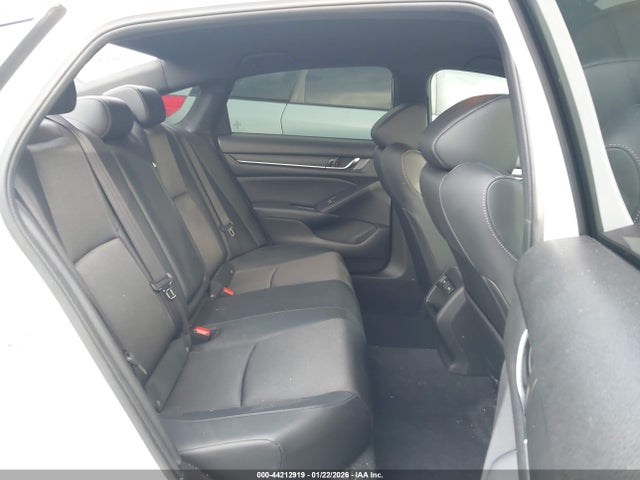 1HGCV1F38NA061315 Honda Accord Sport