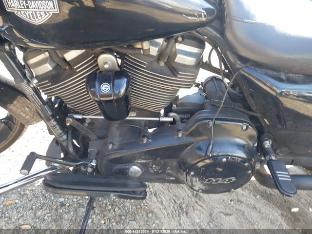 2022 HARLEY-DAVIDSON FLTRXS 1HD1KTP12NB621605 Photo 8