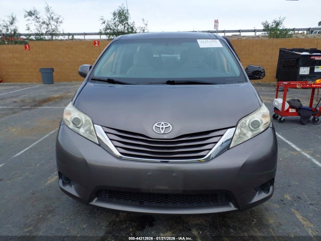 Toyota Sienna Le 8 Passenger 2016 5TDKK3DC2GS720092 Image 12