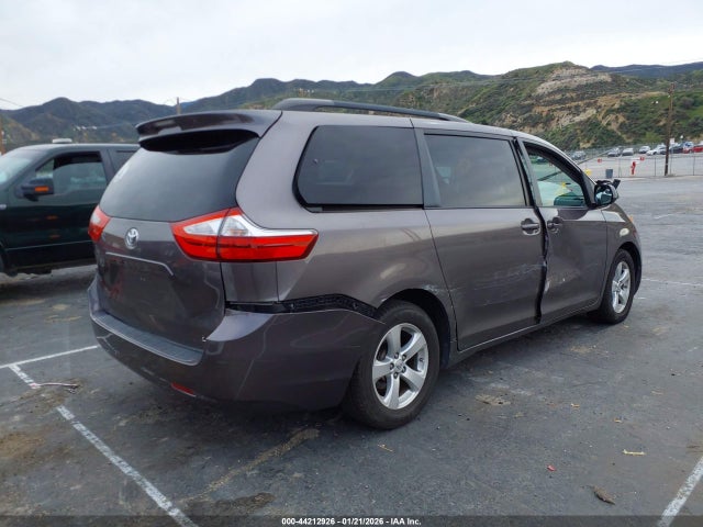 Toyota Sienna Le 8 Passenger 2016 5TDKK3DC2GS720092 Image 4