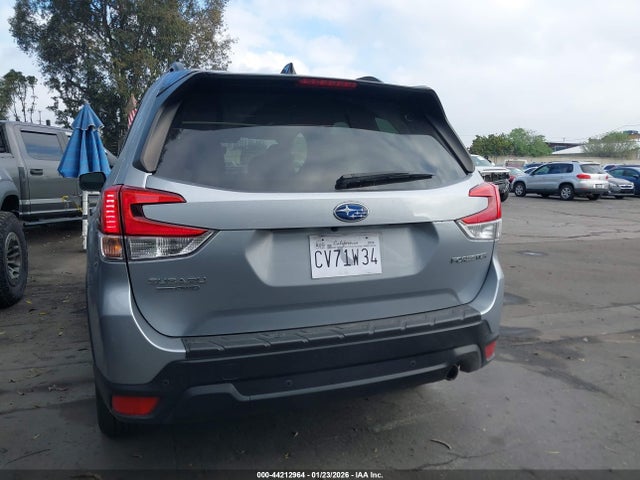 Subaru Forester Limited 2024 JF2SKALC3RH447100 Image 16