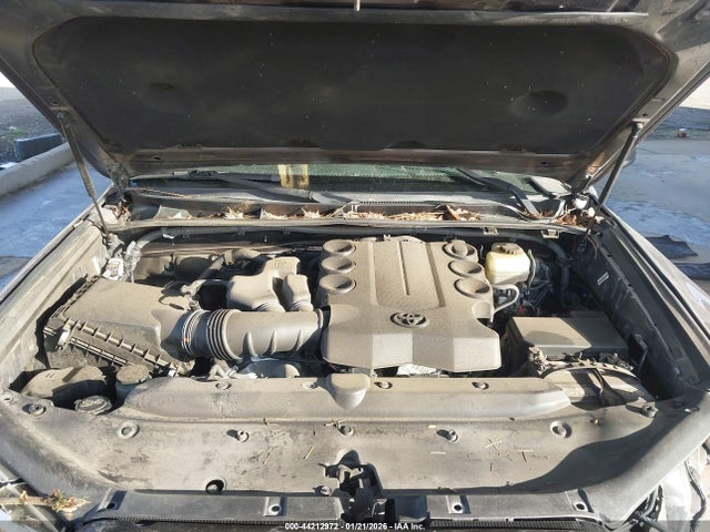 JTEBU5JR1G5328737 Toyota 4RUNNER SR5