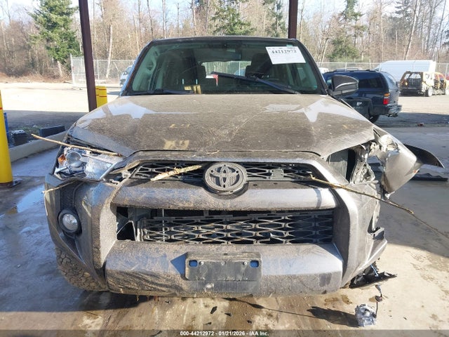 JTEBU5JR1G5328737 Toyota 4RUNNER SR5