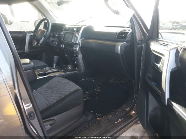 JTEBU5JR1G5328737 Toyota 4RUNNER SR5