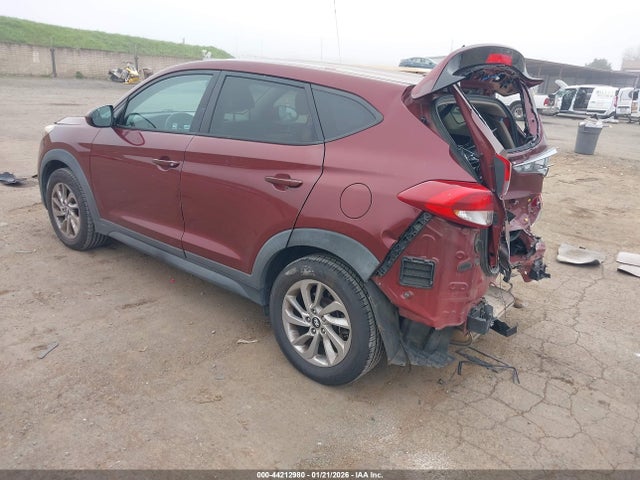 Hyundai TUCSON SE 2016 KM8J23A4XGU104480 Image 3