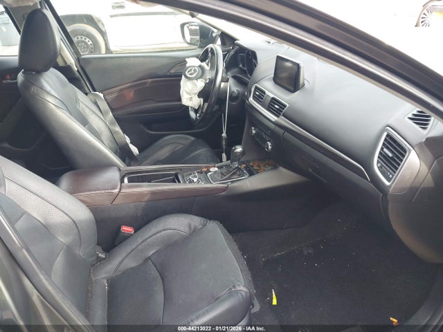 3MZBN1M33HM152171 Mazda Mazda3 Grand Touring