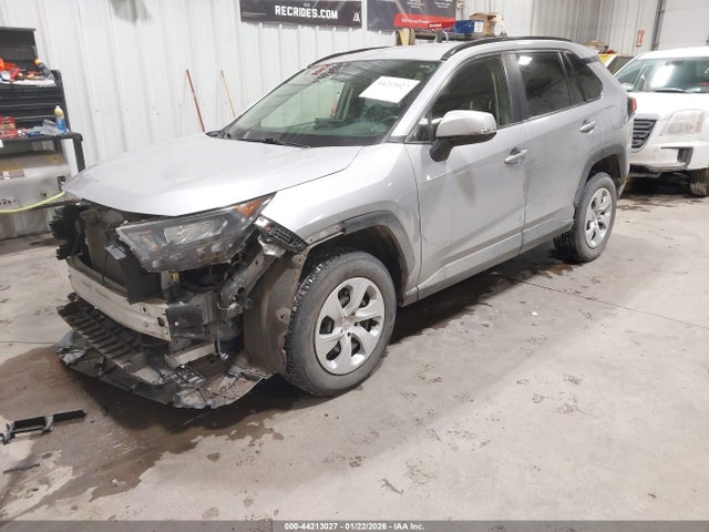 JTMG1RFV8KD508733 Toyota RAV4 LE