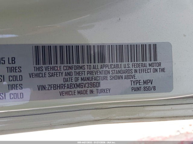 2021 RAM PROMASTER CITY ZFBHRFABXM6V39601 Photo 8