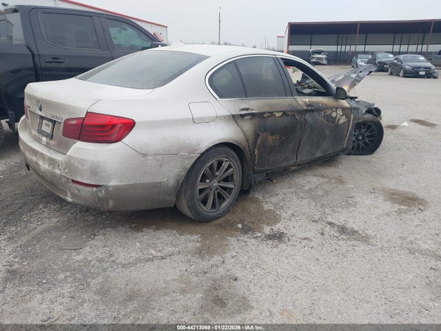 2016 BMW 528I WBA5A7C50GG643210 Photo 3