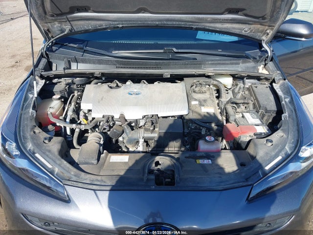 JTDL9RFU2K3000293 Toyota PRIUS XLE