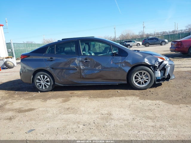 JTDL9RFU2K3000293 Toyota PRIUS XLE