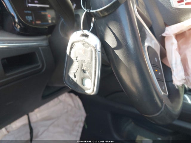 2017 CADILLAC XT5 1GYKNDRSXHZ292652 Photo 10