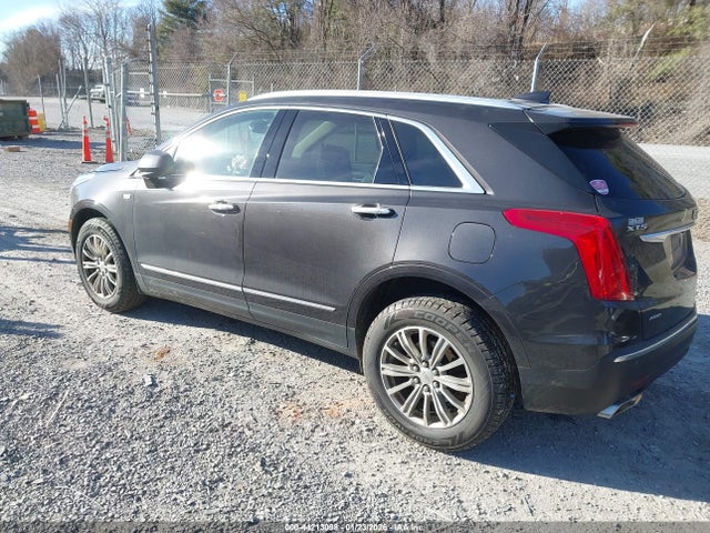 2017 CADILLAC XT5 1GYKNDRSXHZ292652 Photo 2