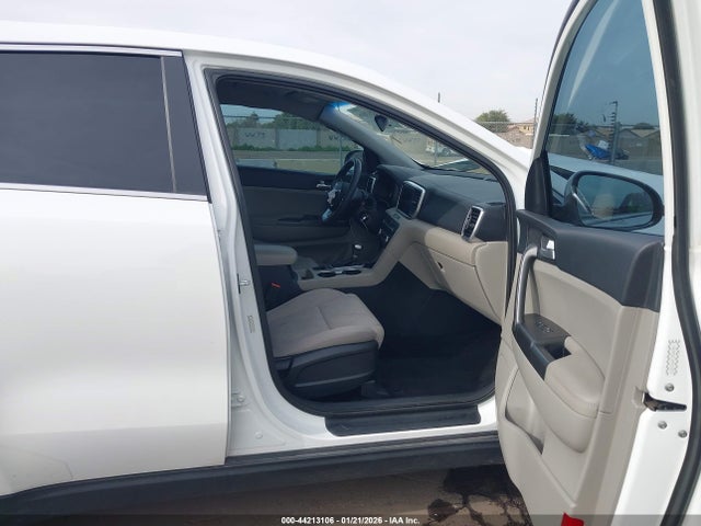 KNDPM3ACXM7915979 KIA Sportage Lx