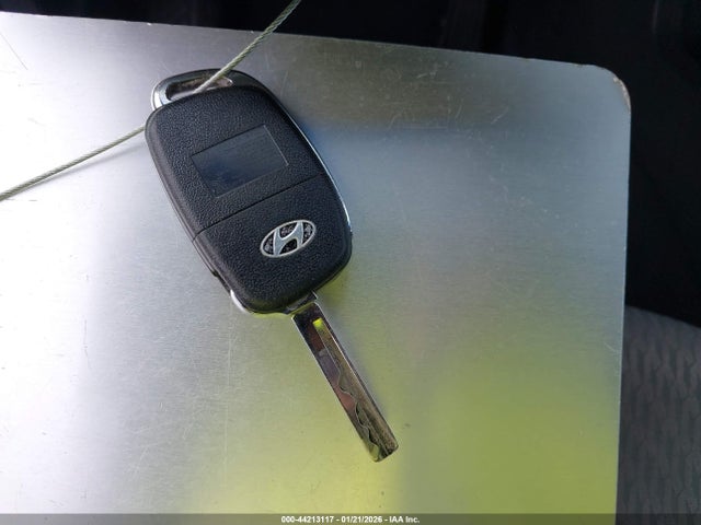 5XYZT3LB0HG403141 Hyundai Santa Fe Sport 2.4l