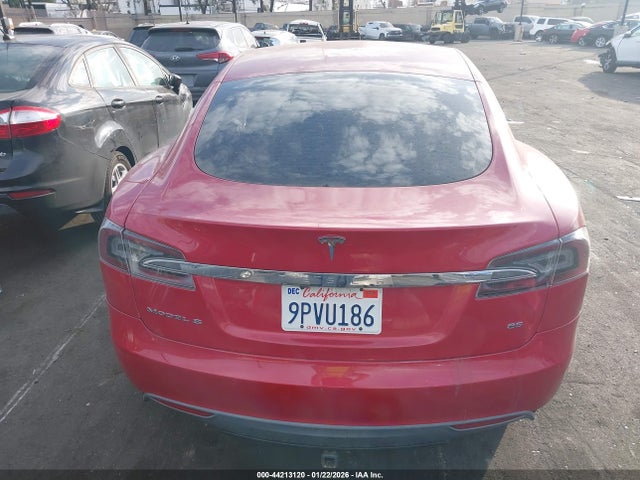 Tesla Model S P85 2014 5YJSA1H10EFP56803 Image 17