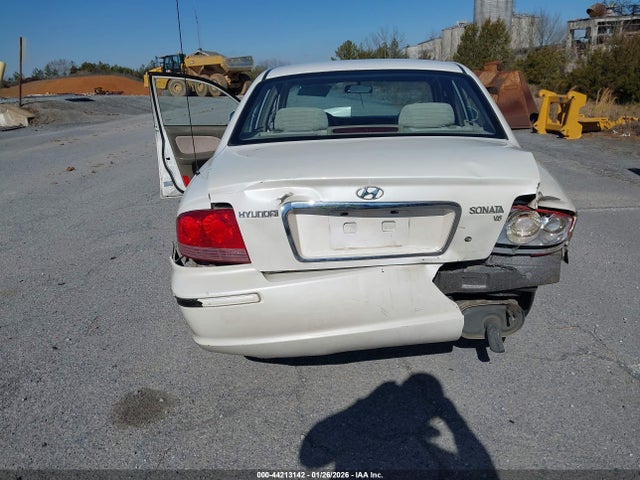 2003 HYUNDAI SONATA KMHWF25H03A860820 Photo 5