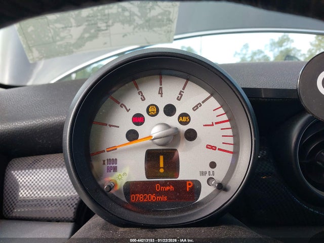 2011 Mini Cooper S მანქანა იყიდება აუქციონზე, vin: WMWSV3C50BTY10973, აუქციონის ნომერი: 44213153