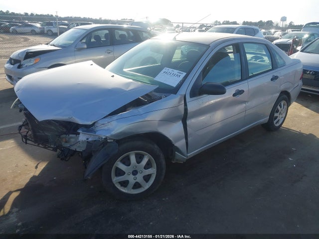 2005 FORD FOCUS 1FAFP34N55W211167 Photo 1