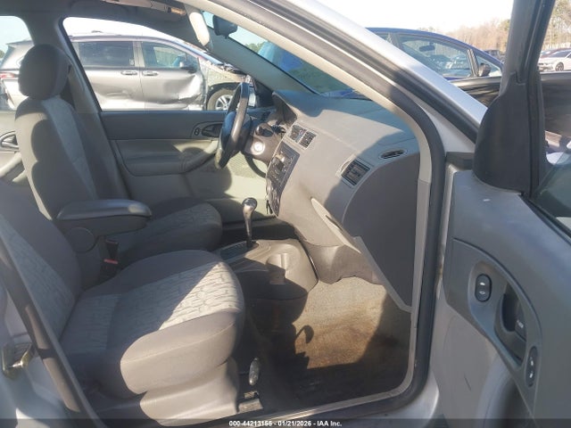 2005 FORD FOCUS 1FAFP34N55W211167 Photo 4