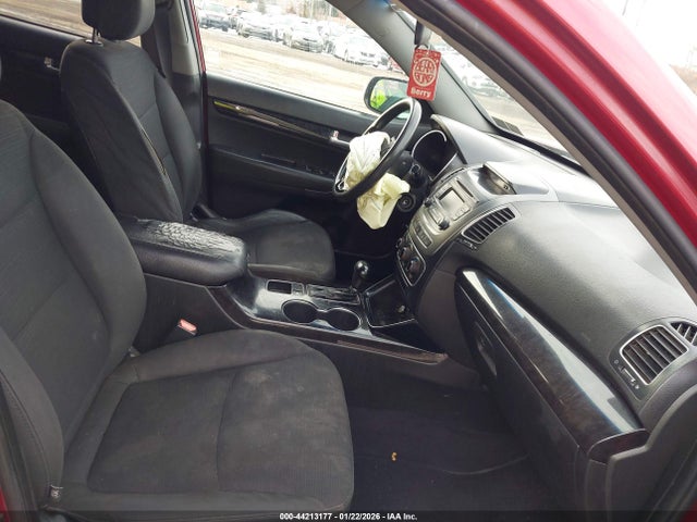 5XYKT3A61EG427368 KIA SORENTO LX