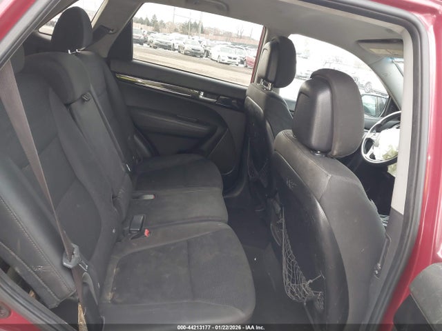 5XYKT3A61EG427368 KIA SORENTO LX