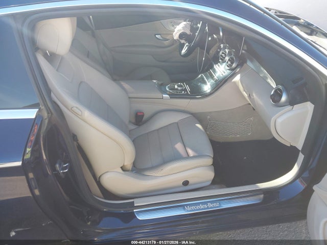 2019 MERCEDES-BENZ C 300 WDDWJ8DB0KF824121 Photo 4