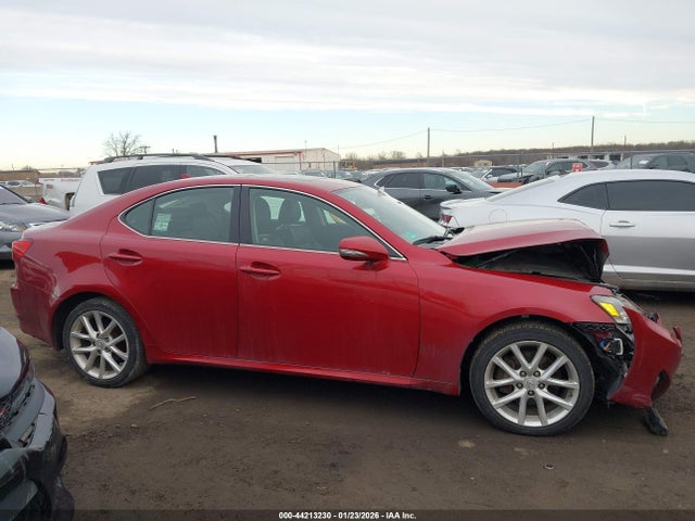 44213230 :رقم المزاد ، JTHCF5C27B5044846 vin ، 2011 Lexus Is 250 مزاد بيع