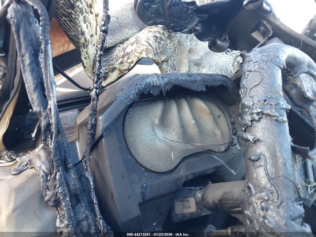 2021 POLARIS RZR 3NSN4E994MF136985 Photo 6