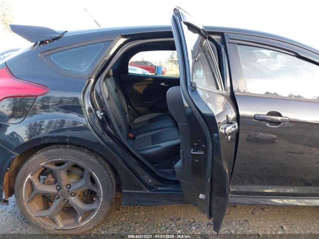 Продаж на аукціоні авто 2013 Ford Focus St, vin: 1FADP3L9XDL126630, номер лоту: 44213321