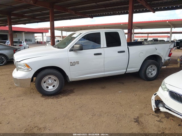 1C6RR6FG4KS603665 RAM 1500 Classic Tradesman 4x2 6&#039;4 Box