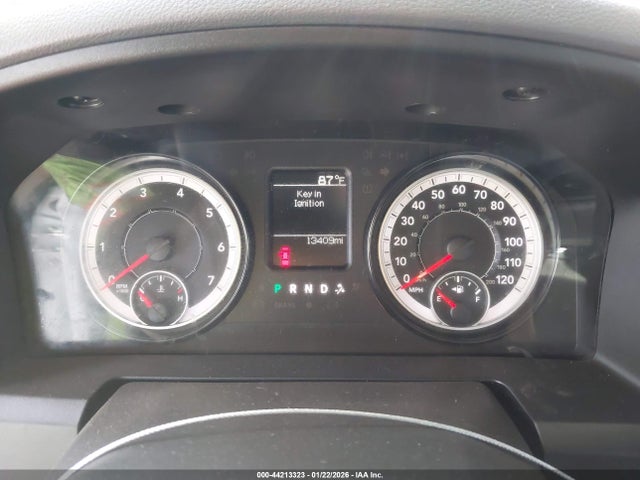 1C6RR6FG4KS603665 RAM 1500 Classic Tradesman 4x2 6&#039;4 Box