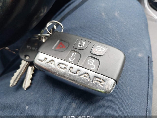 2017 JAGUAR F-PACE SADCJ2BV4HA881794 Photo 10