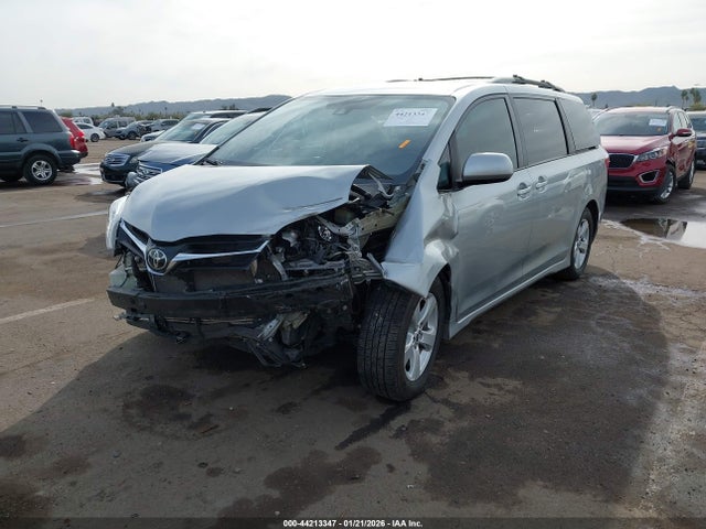 Toyota Sienna Le 8 Passenger 2019 5TDKZ3DC7KS969959 Image 6