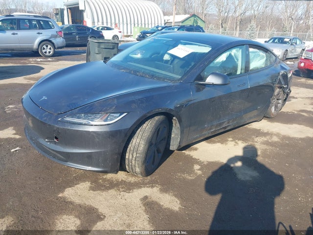 44213355 :رقم المزاد ، 5YJ3E1EB0RF843175 vin ، 2024 Tesla Model 3 Long Range Dual Motor All-wheel Drive مزاد بيع