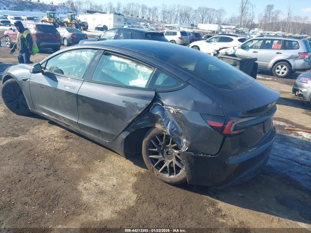 44213355 :رقم المزاد ، 5YJ3E1EB0RF843175 vin ، 2024 Tesla Model 3 Long Range Dual Motor All-wheel Drive مزاد بيع
