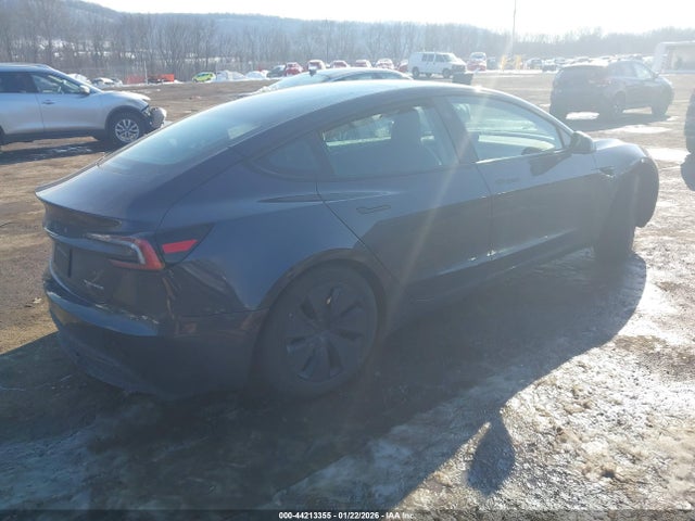 44213355 :رقم المزاد ، 5YJ3E1EB0RF843175 vin ، 2024 Tesla Model 3 Long Range Dual Motor All-wheel Drive مزاد بيع